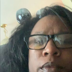 Meet your Posher, Deidre